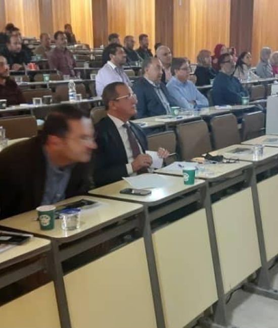 يوم علمي حول زراعة الرباط الصليبي لمفصل الركبة