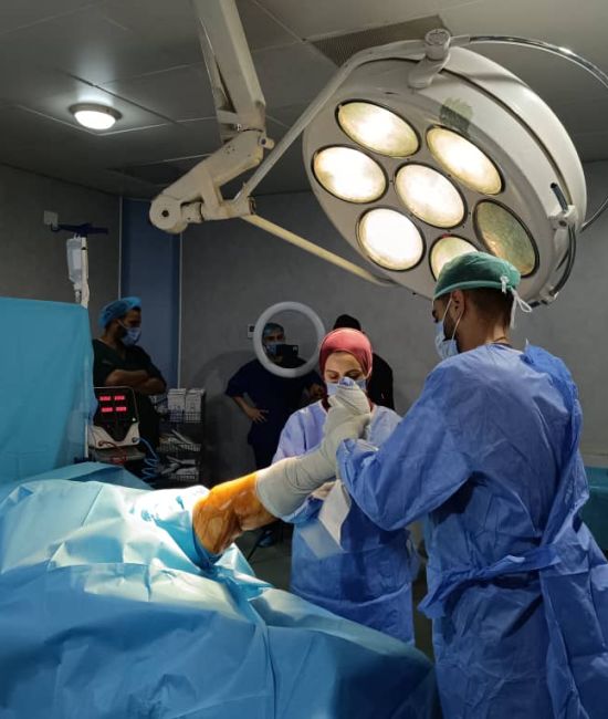 live and interactive knee arthroplasty sabratha